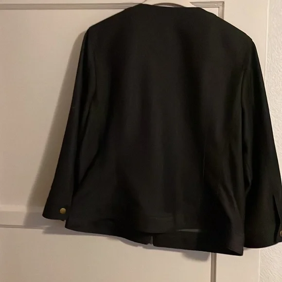 Ruby Rdz - Picture 3 of 3